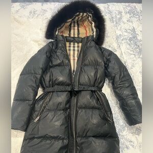 Burberry Winter Coat. Children’s size 14y but I’m an adult size Xs/S